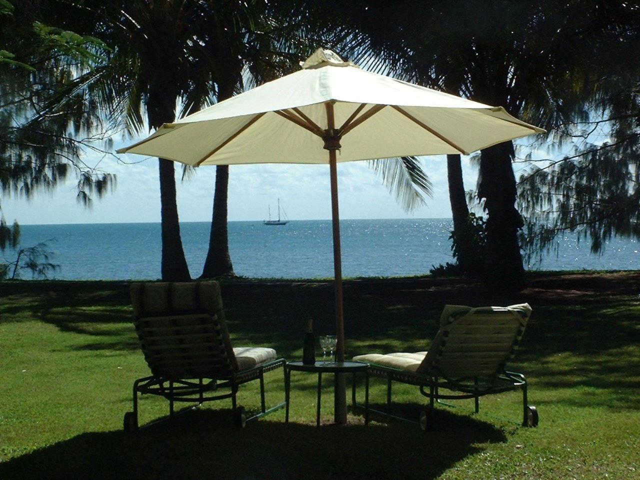 Beachside Holiday Units Bowen Ngoại thất bức ảnh